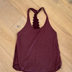 Lululemon tank